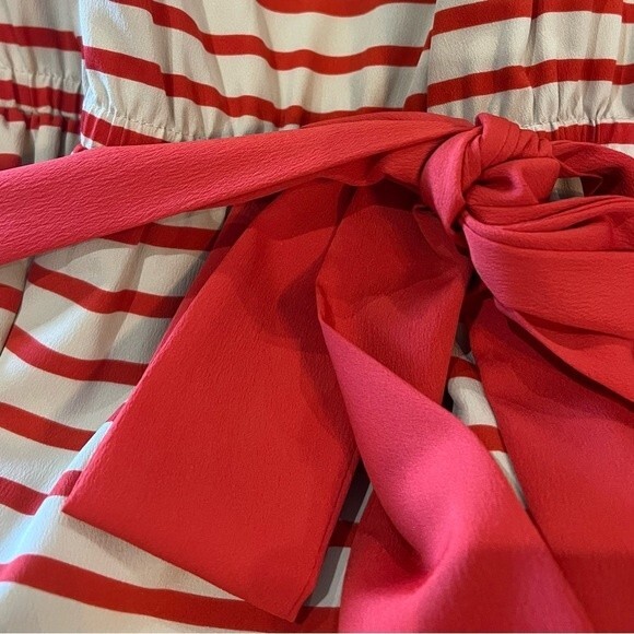 Jessica Howard tan and red belted dress with pockets size 6P - Picture 4 of 8